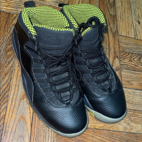 Jordan Retro 10 Venom - Picture 4 of 4